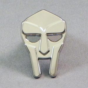 MF Doom Mask Pin badge / Lapel Badge
