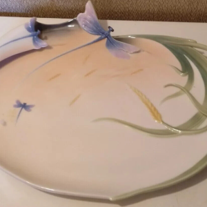 Franz Porcelain Beautiful Dragonfly Plate FZ00172