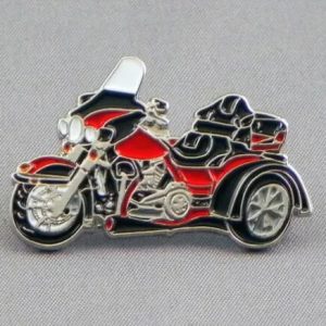 RED TRIKE MOTORBIKE PIN BADGE