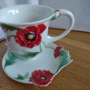 Franz POPPY cup and saucer set FZ00523 - Perfect Condition BOXED