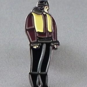 WWII PILOT PIN BADGE