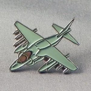 HARRIER JUMP JET PLANE PIN BADGE