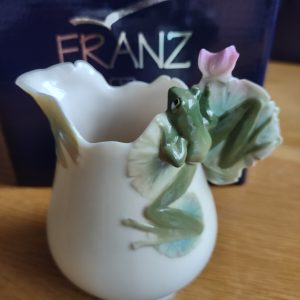 Franz Porcelain Stunning Frog Creamer Jug FZ00016 Boxed