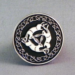 TRIPLE HARE PIN BADGE