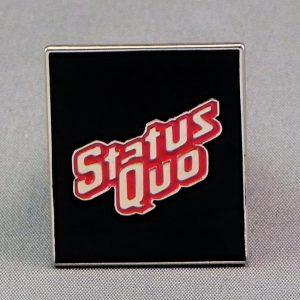 STATUS QUO PIN BADGE