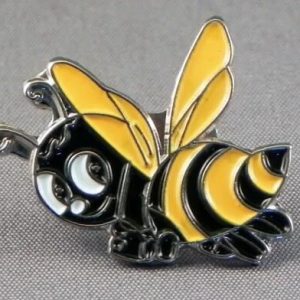 CARTOON BEE PIN BADGE