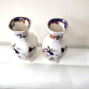 Masons Ironstone Blue Mandalay Pattern Pair Of Small Indian Vases 6.25" Tall